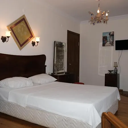 Uzum 5* ボズカーダ