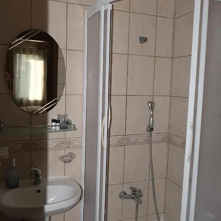 Uzum Hotel 5*