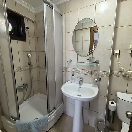 Uzum Hotel 5*