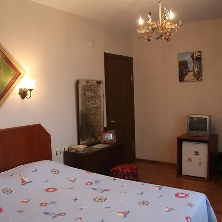 Uzum Hotel 5*