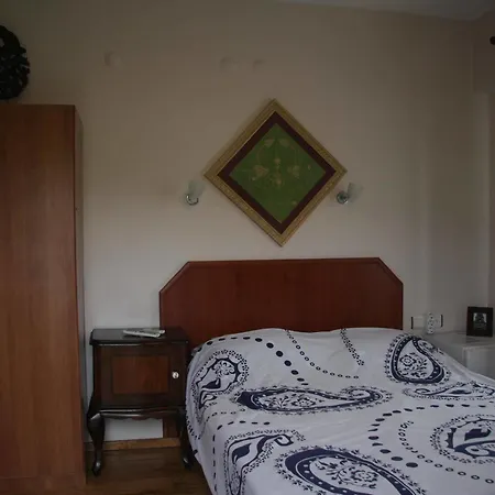 Uzum Hotel